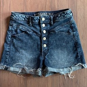 American Eagle. Super stretch Highrise shorts